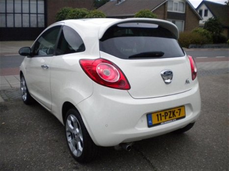 Ford Ka - 1.2 Titanium X start/stop Ka 1.2 Titanium X start/stop Panorama dak - 1