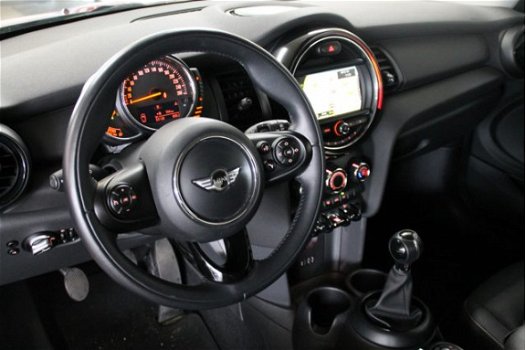 Mini Mini One - Hatchback Salt Business 16 inch L.M. Velgen / Navigatiesysteem / Chrome Line - 1