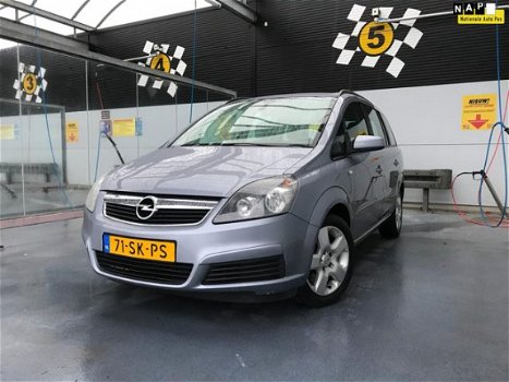 Opel Zafira - 2.2 Executive 7-ZITTER, APK 11-2020 LUXE, TOP - 1