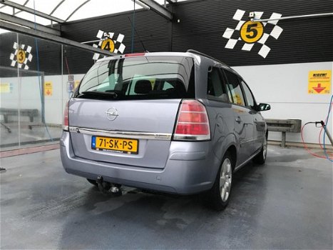 Opel Zafira - 2.2 Executive 7-ZITTER, APK 11-2020 LUXE, TOP - 1