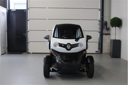 Renault Twizy - Cargo Technic (ex Accu) | Parrot | PDC | Ramen | BTW - 1