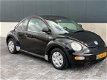 Volkswagen New Beetle - 2.0 Highline - 1 - Thumbnail