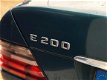 Mercedes-Benz E-klasse - 200 Elegance AUTOMAAT 1e EIGENAAR EXPORT - 1 - Thumbnail