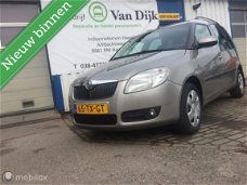 Skoda Roomster - 1.4-16V Style hoge instap ruime auto