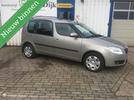 Skoda Roomster - 1.4-16V Style hoge instap ruime auto - 1