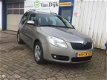 Skoda Roomster - 1.4-16V Style hoge instap ruime auto - 1 - Thumbnail