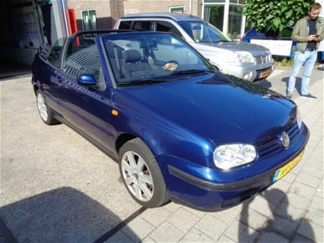 Volkswagen Golf - 1, 8 Cabriolet - 1