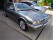 Jaguar XJ - XJ-8 4.2 Executive - 1 - Thumbnail