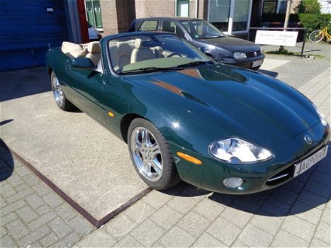 Jaguar XK8 - 4.0 Convertible - 1