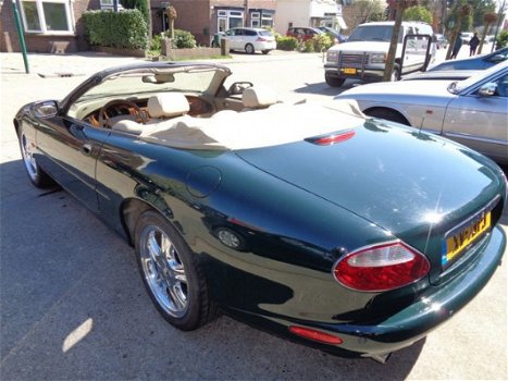 Jaguar XK8 - 4.0 Convertible - 1