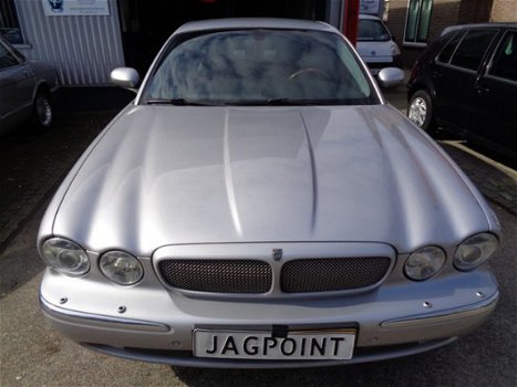 Jaguar XJ - R 4.2 S/C - 1