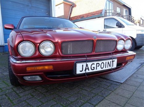 Jaguar XJR - XJ-R 4.0 - 1