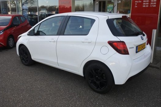 Toyota Yaris - 1.5 Hybrid White Edition | Navigatie | Bluetooth | Cruisecontrol | Zwarte velgen | St - 1