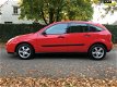 Ford Focus - 1.6-16V Trend met airco ZEER MOOi - 1 - Thumbnail