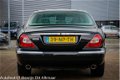 Jaguar XJ - 3.0 V6 Executive AUTOMAAT *YOUNGTIMER* , Leer, Navi, Stoelverwarming - 1 - Thumbnail