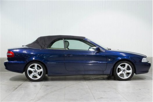 Volvo C70 - Youngtimer Cabrio 2.4T Aut. Navigatie Leder Stoelverwarming 193pk - 1