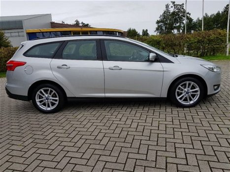 Ford Focus Wagon - 1.0 Lease Edition Navi / Cruise / Pdc - 1