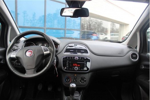 Fiat Punto Evo - 1.3 M-JET STREET A/C - PDC - LMV - BLUETOOTH - 1