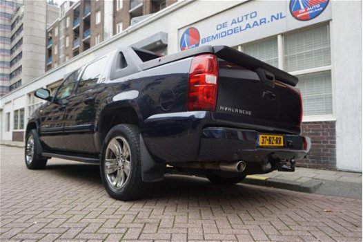 Chevrolet Avalanche - USA 5.3 V8 4WD BOMVOL * ca 340L LPG G3 * LEER NAVI O-DAK - 1