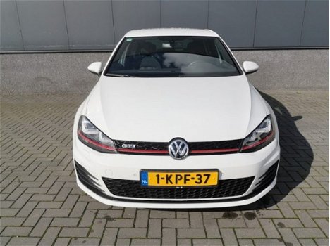 Volkswagen Golf - 2.0 GTI - 1