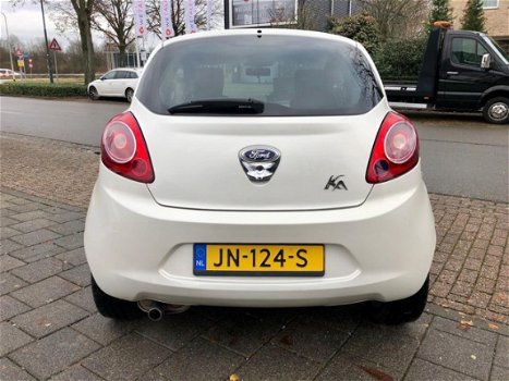 Ford Ka - 1.2 Titanium A-C Elek Pakket Lmv Stoelvrm Parrot Nw Apk - 1