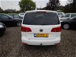 Volkswagen Touran - 2.0 TDI Comfortline BlueMotion NAP 1ste eigenaar Dealer onderhouden - 1 - Thumbnail
