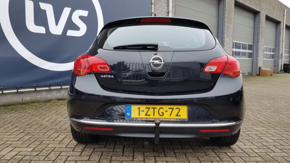 Opel Astra - 1.4 Edition - AIRCO ECC - NAVI - AGR STOELEN - PARKEERSENSOREN ACHTER - 16