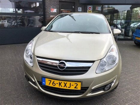 Opel Corsa - 1.2 16V 5D - 1