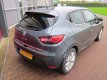 Renault Clio - 0.9 TCe Limited NAVI/CRUISE/AIRCO/PDC/6 MND BOVAG - 1 - Thumbnail