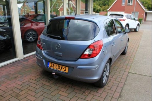 Opel Corsa - 1.2-16V '111' EDITION AUTOMAAT - 1