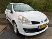 Renault Clio - 1.6 16V 5-DRS AUTOMAAT Dynamique) - 1 - Thumbnail