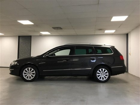 Volkswagen Passat Variant - 2.0 FSI 110KW VARIANT AUT - 1