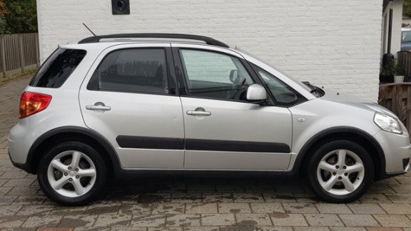 Suzuki SX4 - 1.6 5D Shogun 1e eigenaar airco zeer mooi - 1