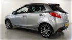 Mazda 2 - 2 1.3 84pk 5D BiFuel GT-Navigator |Navigatie||Stoelverwarming| - 1 - Thumbnail