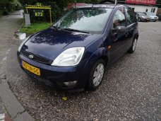 Ford Fiesta - 1.4-16V Ghia