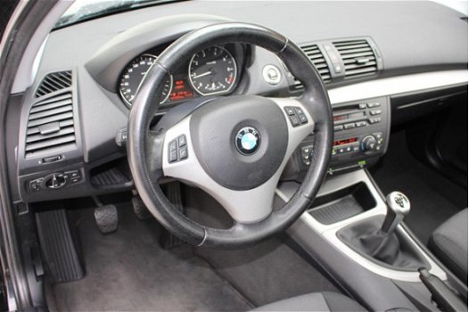 BMW 1-serie - 1.6 I 116 Executive - 1