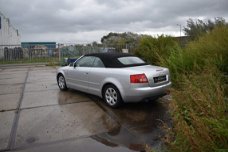 Audi A4 Cabriolet - 2.4 V6