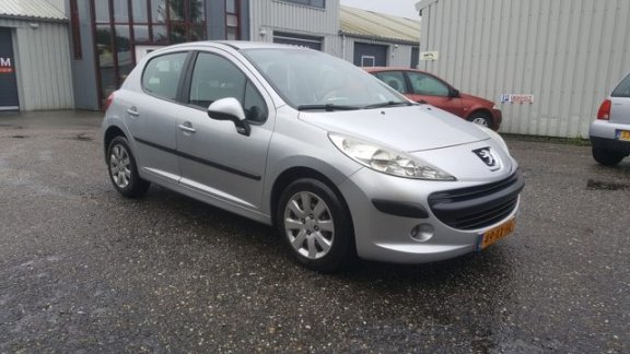 Peugeot 207 - 1.4 VTi Cool 'n Blue - 1