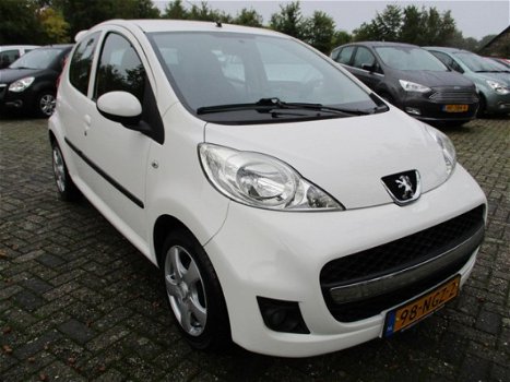 Peugeot 107 - 1.0-12V XS - 1