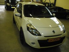 Renault Clio - 1.5 dCi Parisienne Distributieriem gedaan )