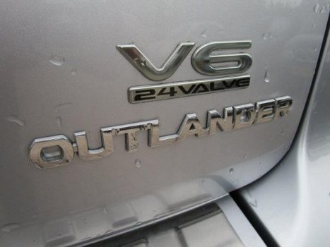 Mitsubishi Outlander - 4WD 3.0 V6 LPG-G3 219PK AUTOMAAT/NAV/ECC APK 4-2020 - 1