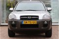 Hyundai Tucson - 2.0 I 2WD Dynamic - RIJLAAR - 1 - Thumbnail