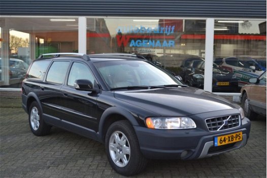 Volvo XC70 - 2.4 D5 Momentum - 1