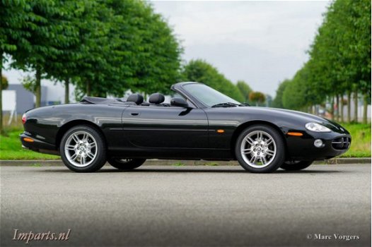 Jaguar XK8 - 4.0 V8 Convertible - 1