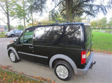 Ford Transit Connect - T200S 1.8 TDCi airco.electr.ramen.stuurbekr.deurvergrend.trekhaak - 1