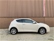 Alfa Romeo MiTo - 0.9 TwinAir Junior Navi Clima Leer 2015 BTW - 1 - Thumbnail