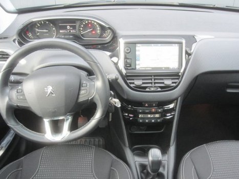 Peugeot 208 - 1.2 * Allure * Climate * Panoramadak *Cruise * Velgen * Autom Inparkeren * Camera * Vi - 1