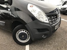 Renault Master - T33 2.3 dCi L2H2 125 pk 14.560 km