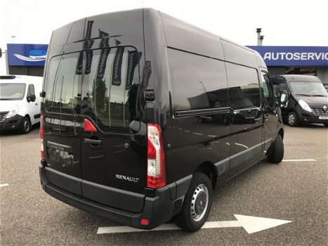 Renault Master - T33 2.3 dCi L2H2 125 pk 14.560 km - 1