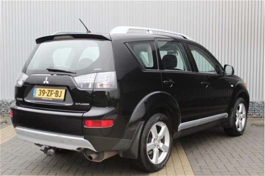 Mitsubishi Outlander - 2.4 Intense 1ste eigenaar, automaat, 4wd, NAP, Trekhaak - 1